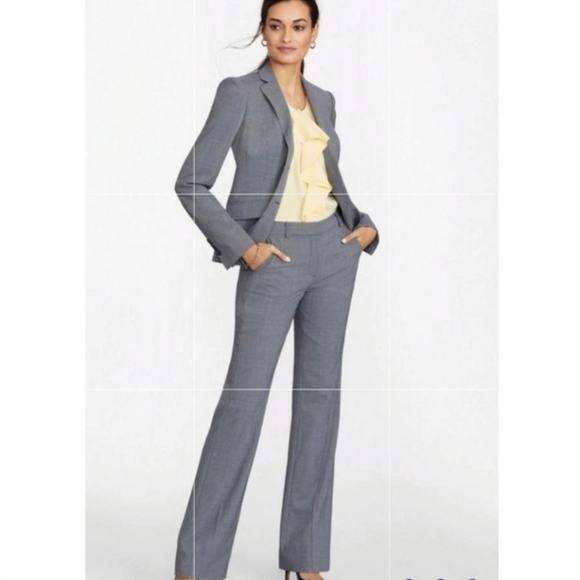 NWT Brooks Brothers Ruffled crepe blouse in buttercup yellow size 6 - Picture 3 of 17